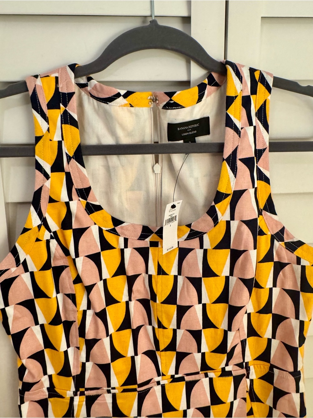 Banana Republic Sleeveless Geometric A line mini Dress in Yellow, Pink, Black